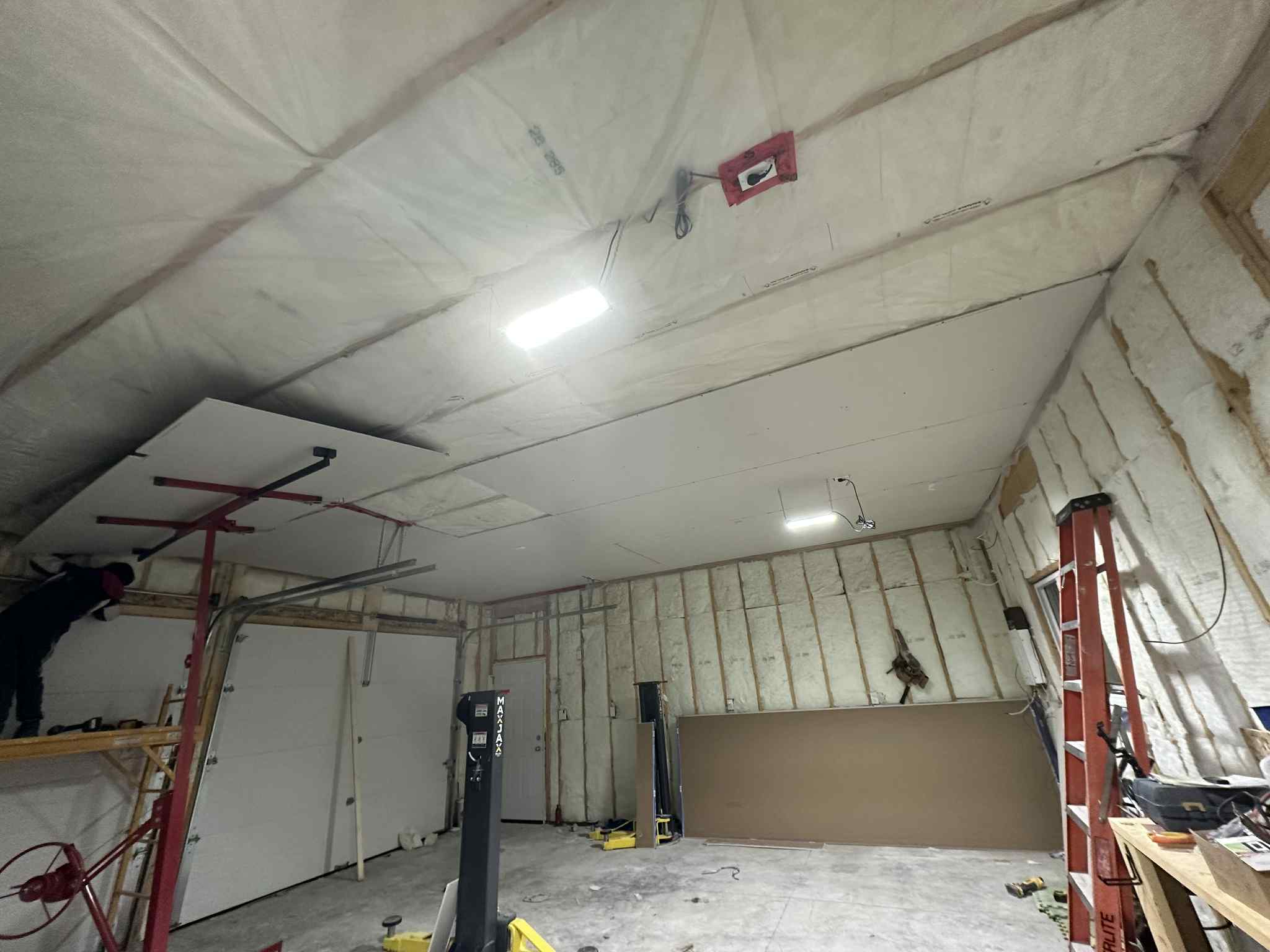 Smooth drywall ceiling ready for paint